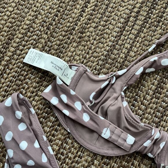 Abercrombie Spotted Bikini - Picture 2 of 3